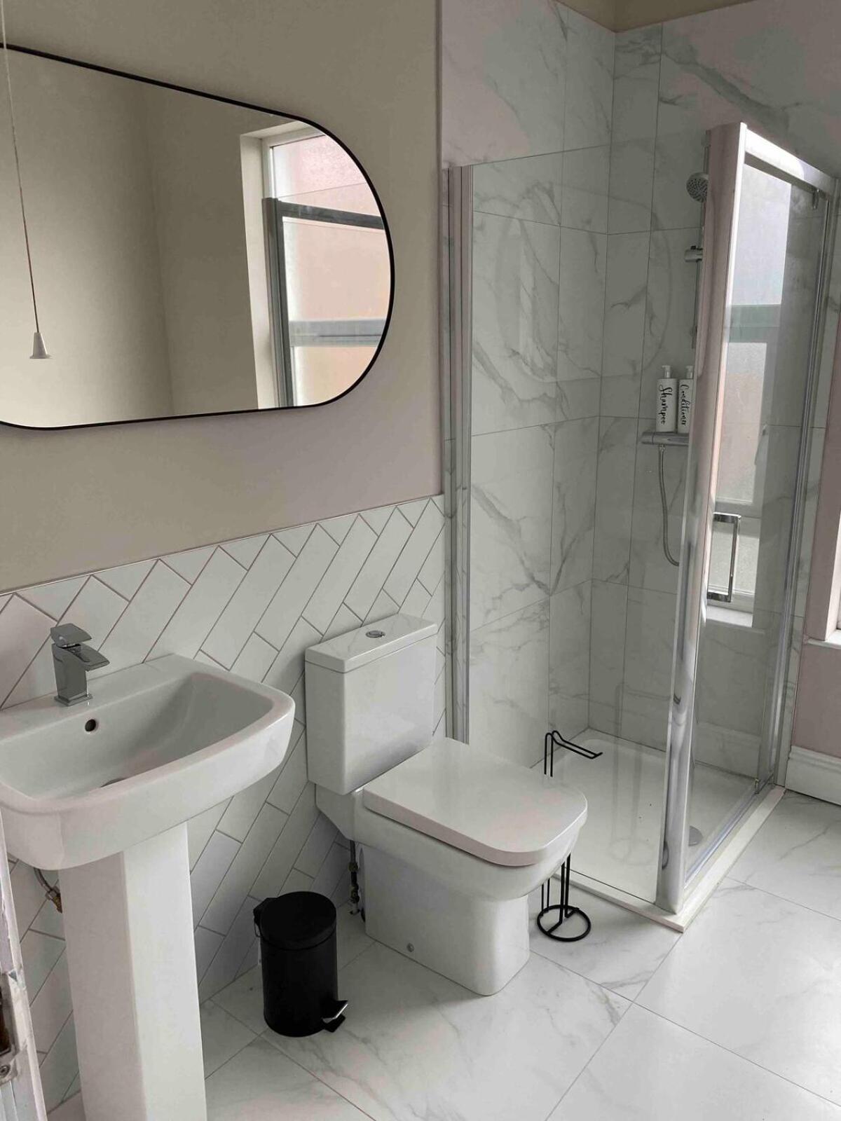 Centre 3 Bdr Townhouse By Breaks Apartamento Belfast